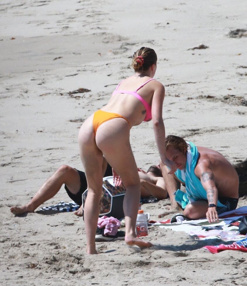 Ireland Baldwin desnuda #109375375