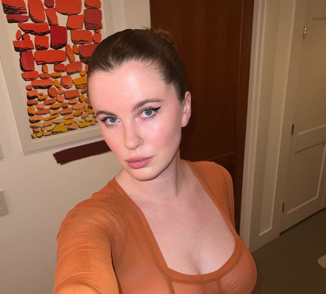 Ireland Baldwin nuda #109375457