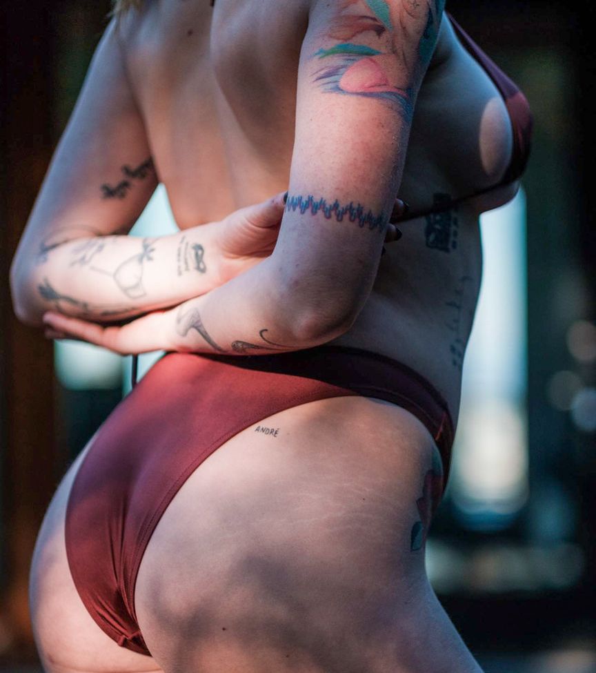 Ireland Baldwin desnuda #109375489