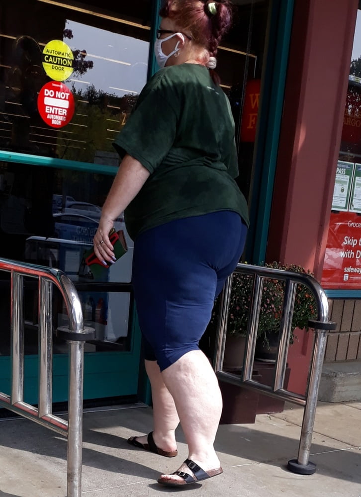 Cellulite Schlampen 2 . sehr fette Arme, schlaffer Arsch, Cellulite Bein
 #87508442