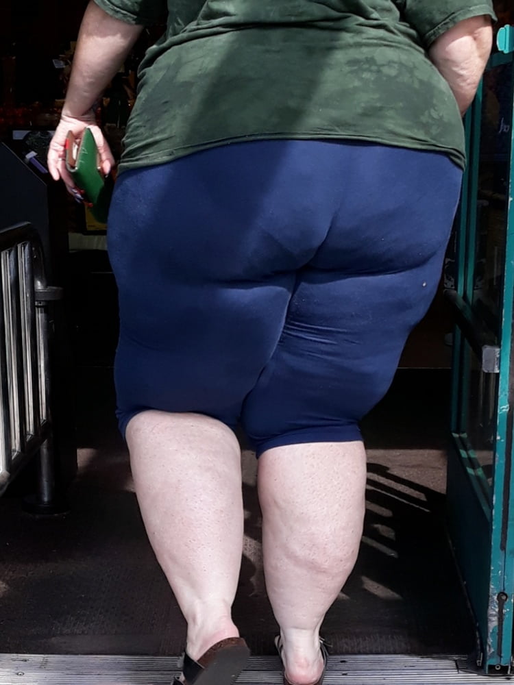 Cellulite Schlampen 2 . sehr fette Arme, schlaffer Arsch, Cellulite Bein
 #87508454