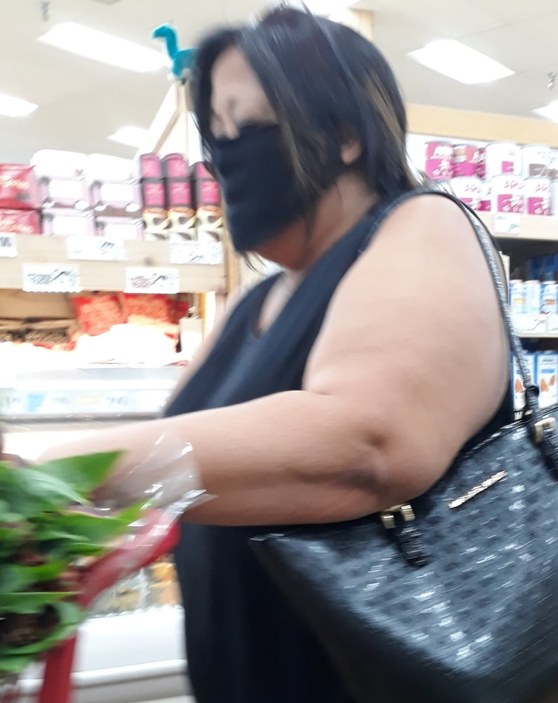 Cellulite Schlampen 2 . sehr fette Arme, schlaffer Arsch, Cellulite Bein
 #87508481