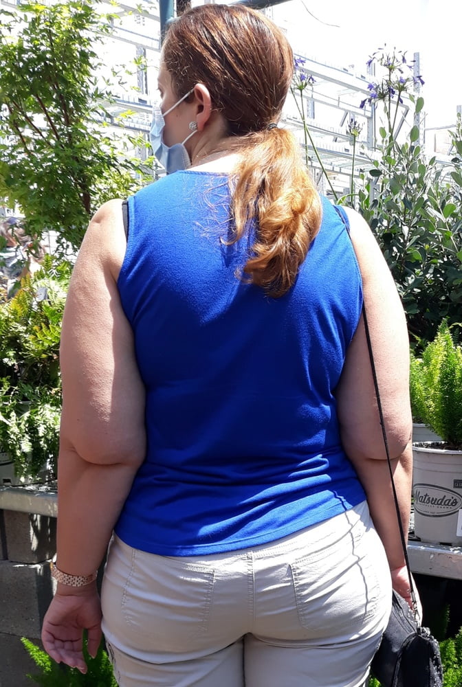 Cellulite Schlampen 2 . sehr fette Arme, schlaffer Arsch, Cellulite Bein
 #87508513