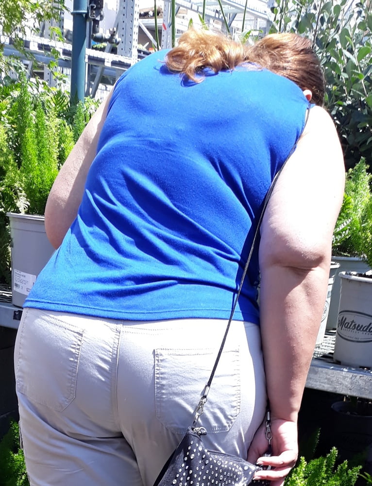 Cellulite Schlampen 2 . sehr fette Arme, schlaffer Arsch, Cellulite Bein
 #87508535