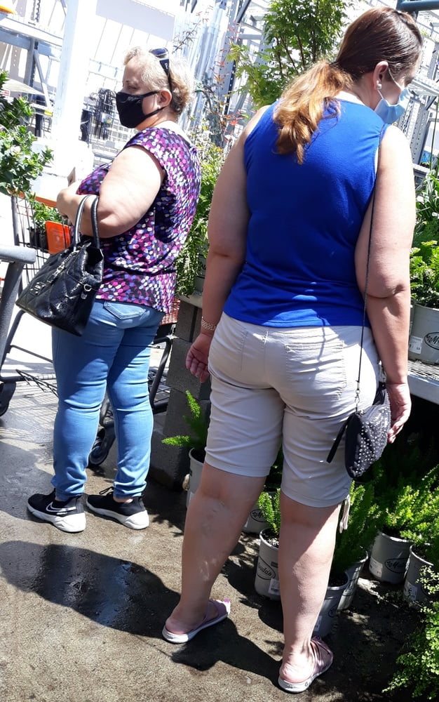 Cellulite Schlampen 2 . sehr fette Arme, schlaffer Arsch, Cellulite Bein
 #87508686