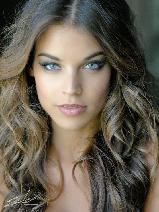 Wunschbrunnen
 #93680144