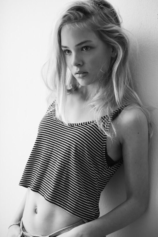 Wunschbrunnen
 #93680154