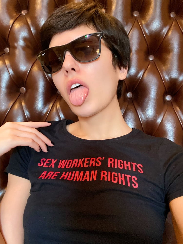 Schöne Frauen
 #106146546