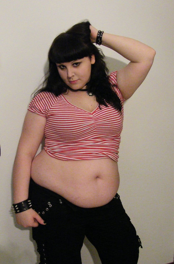 Fat Chicks With Deceptively Thin Faces 7 #102011457