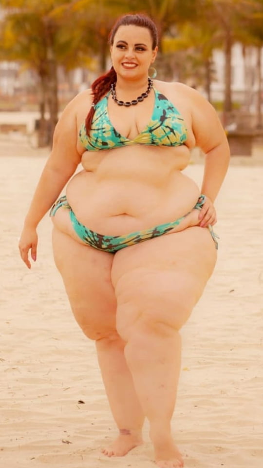 Fat Chicks With Deceptively Thin Faces 7 #102011475
