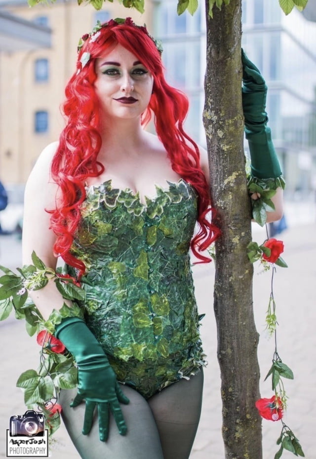 Dames en cosplay et déguisements 2
 #96372227