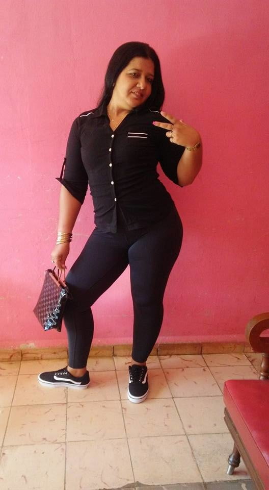 Rica cubana
 #89827198