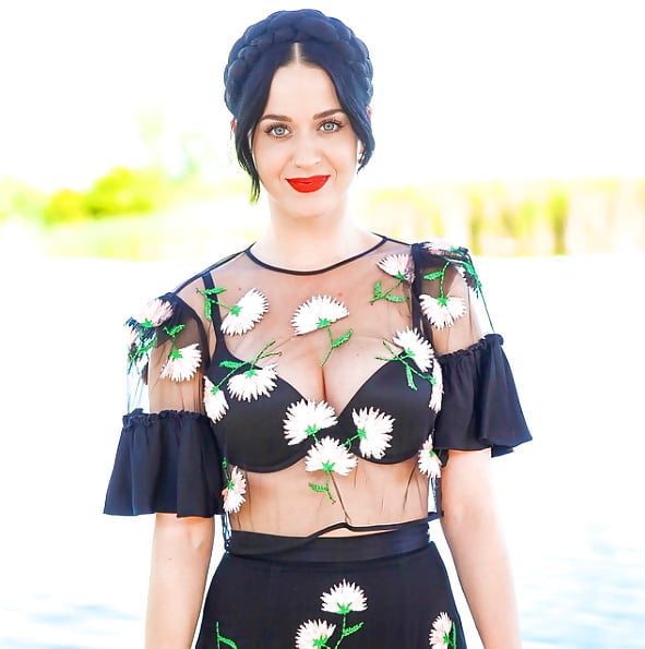 Últimas pajas favoritas
 #88725621