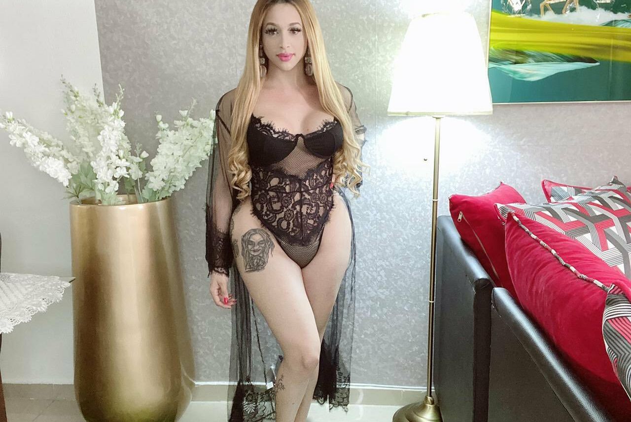 Scarlet93 desnuda #108118263