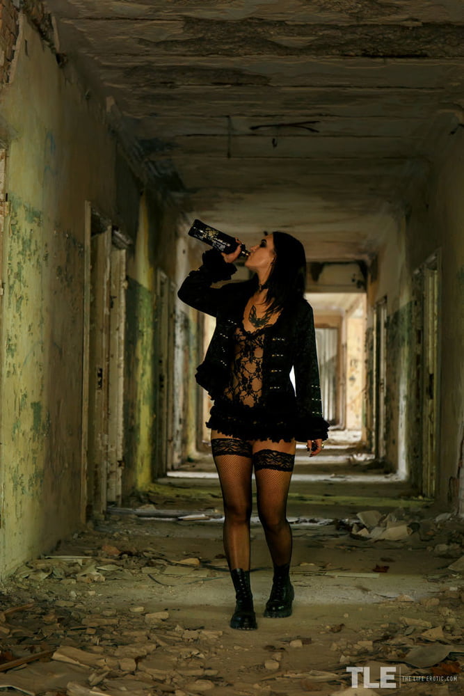 #mondayPussy #89457379