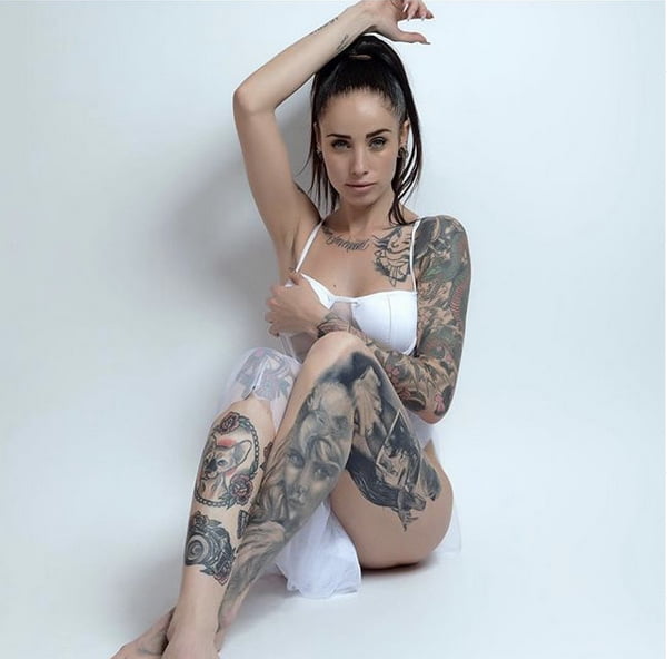 #mondayPussy #89457472