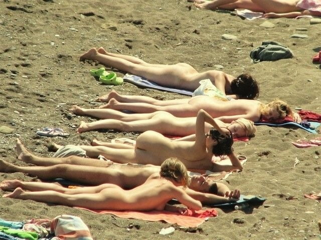 ビーチウーマン
 #103531079