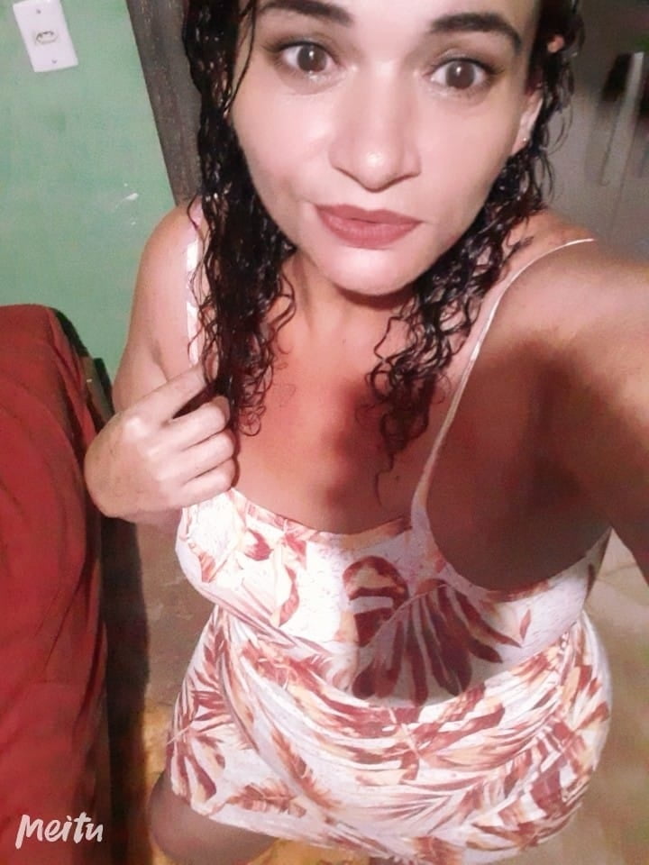 Rosi farias culona piernas hermosa madura culo maduro
 #97034640