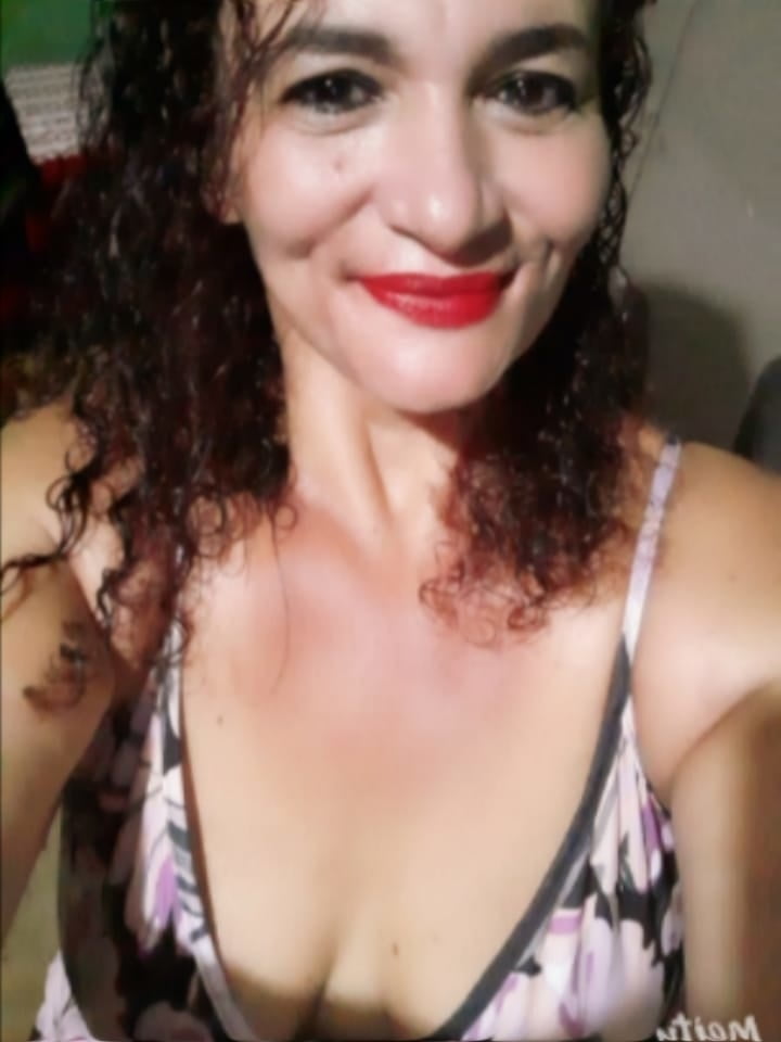 Rosi farias culona piernas hermosa madura culo maduro
 #97034647