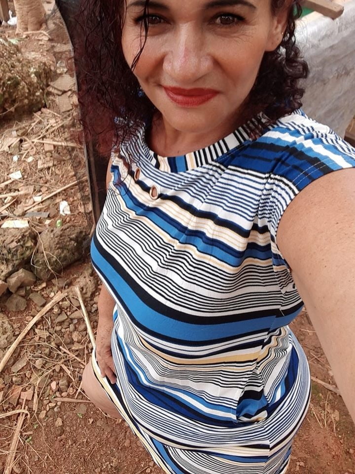 Rosi farias culona piernas hermosa madura culo maduro
 #97034681