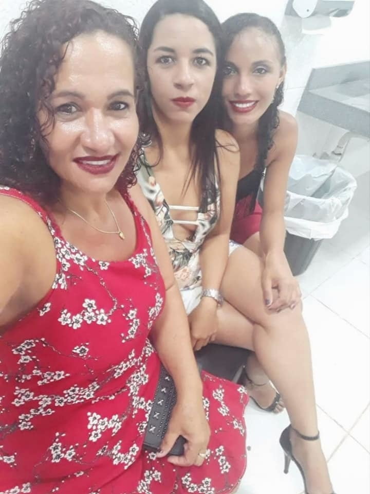 Rosi farias culona piernas hermosa madura culo maduro
 #97034708