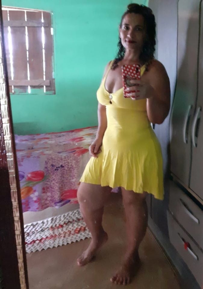 Rosi farias culona piernas hermosa madura culo maduro
 #97034722