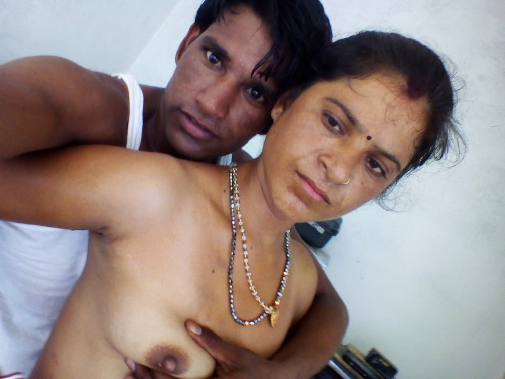 Sexy bhabhi follada con el vecino
 #93024974