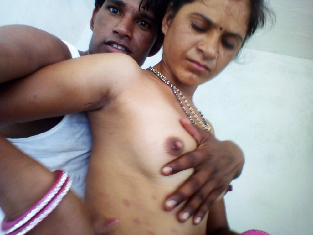Sexy bhabhi baisé avec le voisin
 #93024977