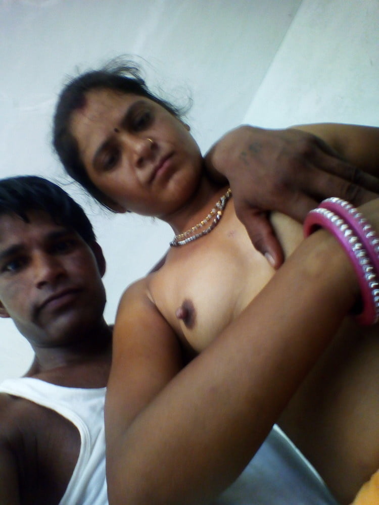 Sexy bhabhi baisé avec le voisin
 #93025019