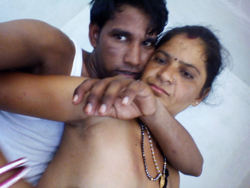 Sexy bhabhi baisé avec le voisin
 #93025034