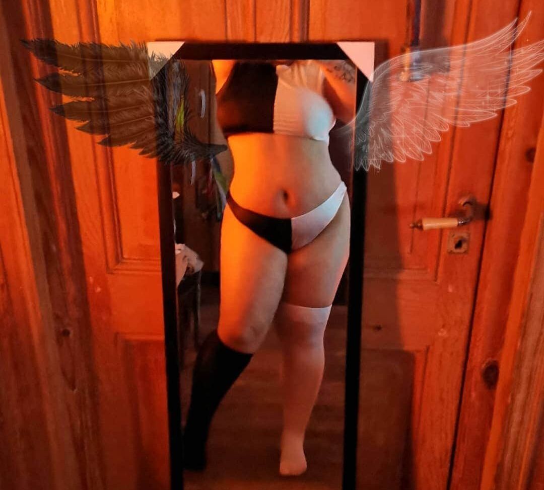 Firefliesirl nude #109067009