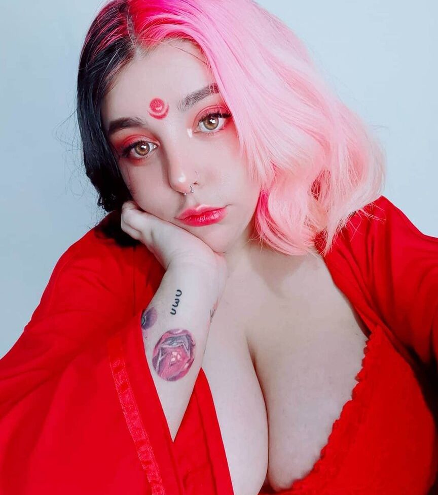 Firefliesirl nude #109067082