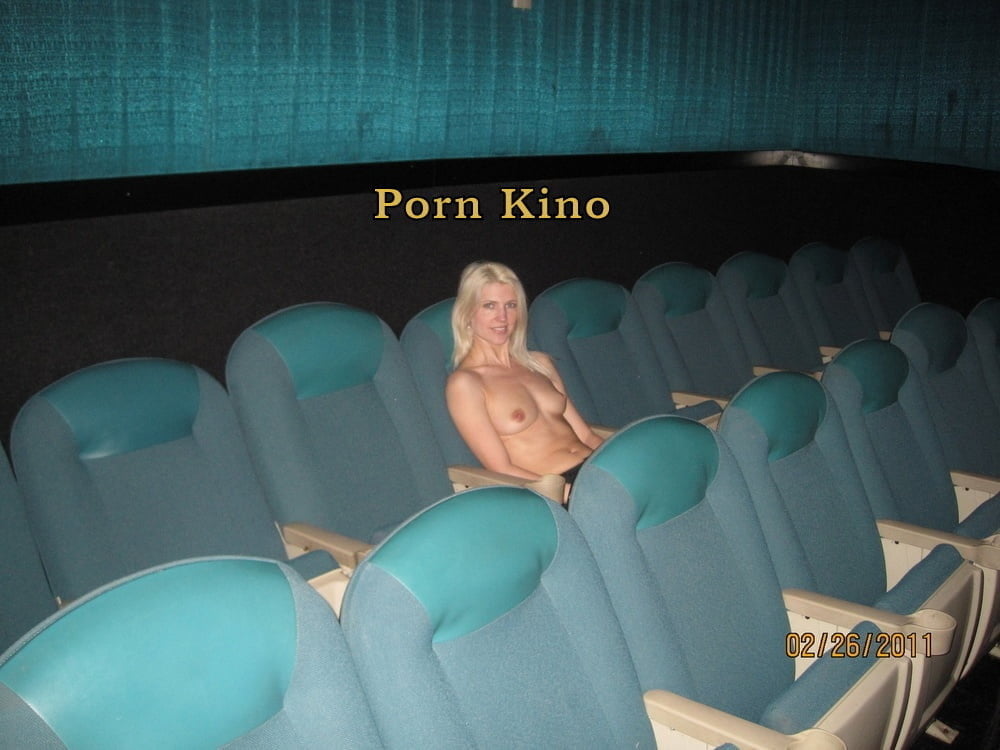 Frauen im Sexkino
 #90094472