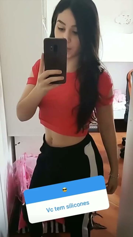 Carolzinha sg
 #81561179