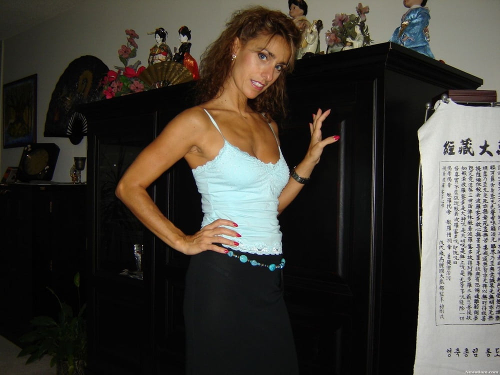 French milf solo - 1
 #98362875