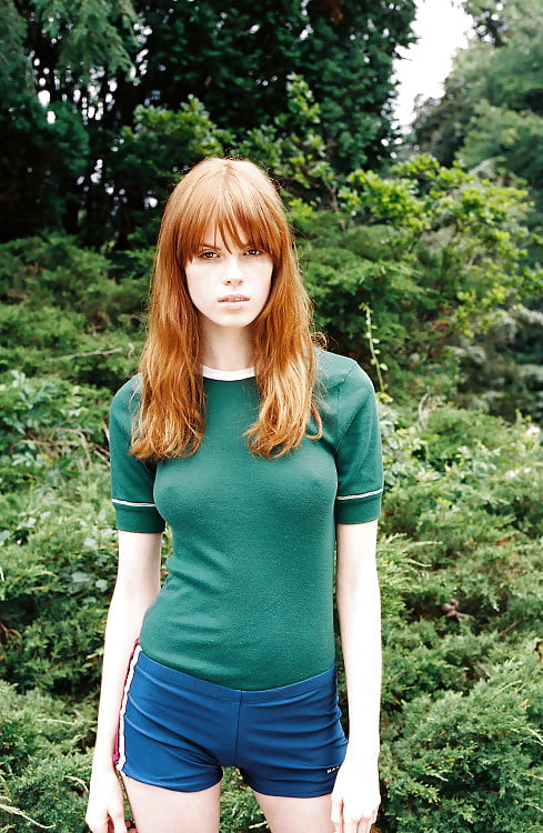 Braless 23 #102398707