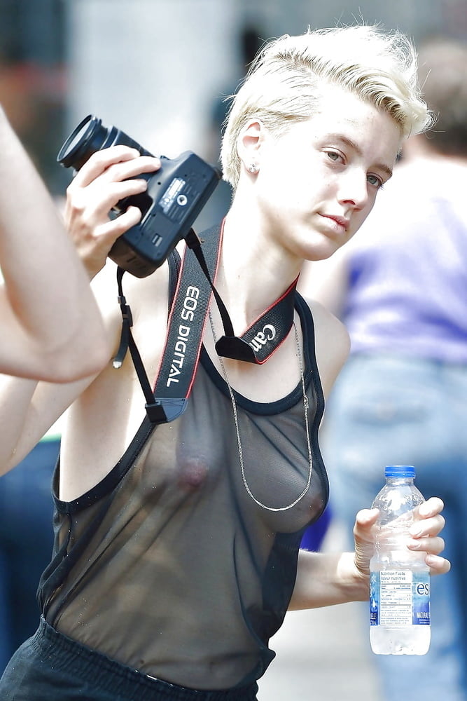 Braless 23 #102398713