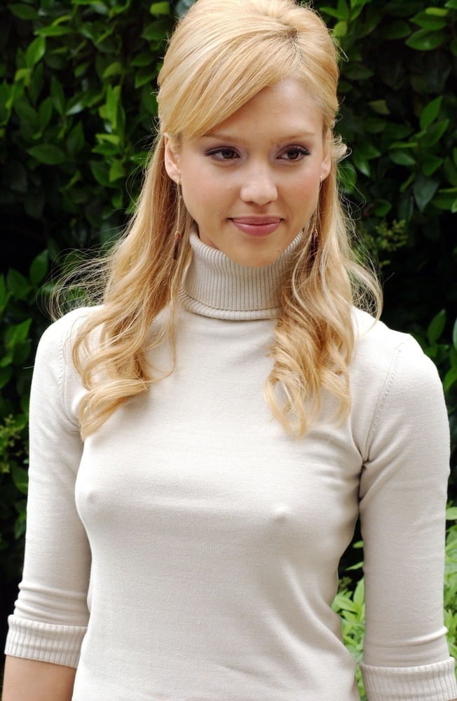 Braless 23 #102398716