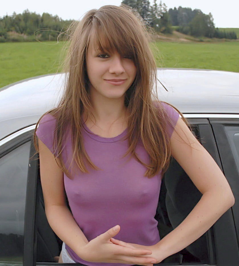 Braless 23 #102398727