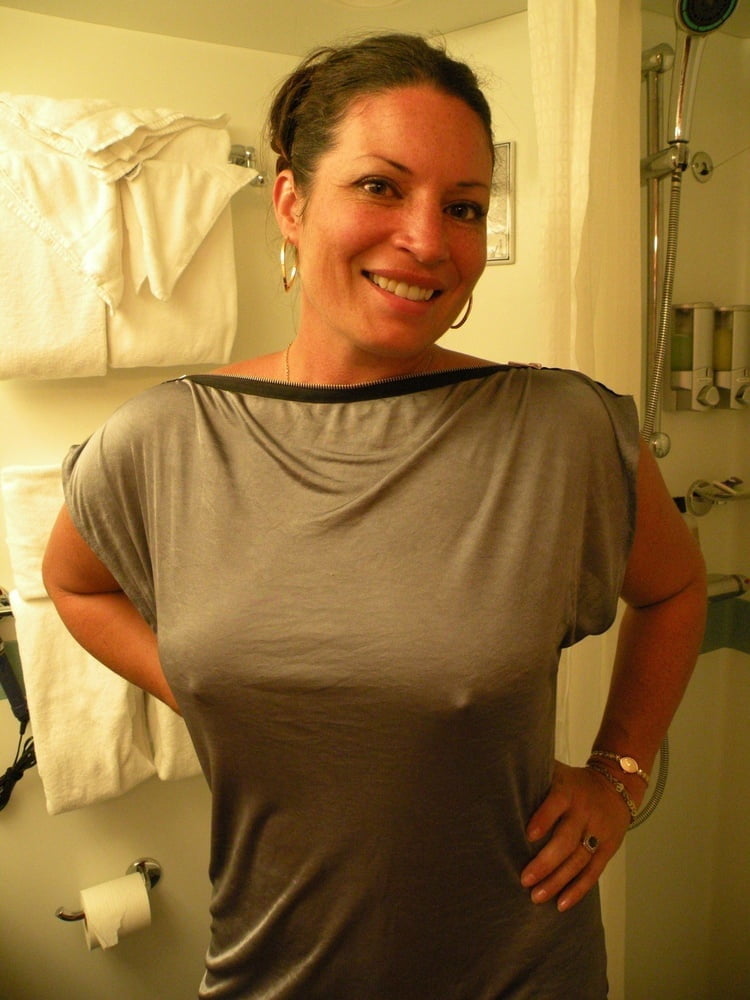 Braless 23 #102398735