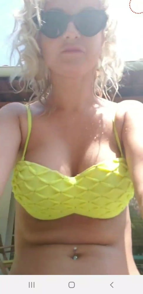 Bust and sexy ass bikini live facebook romanian #90351825