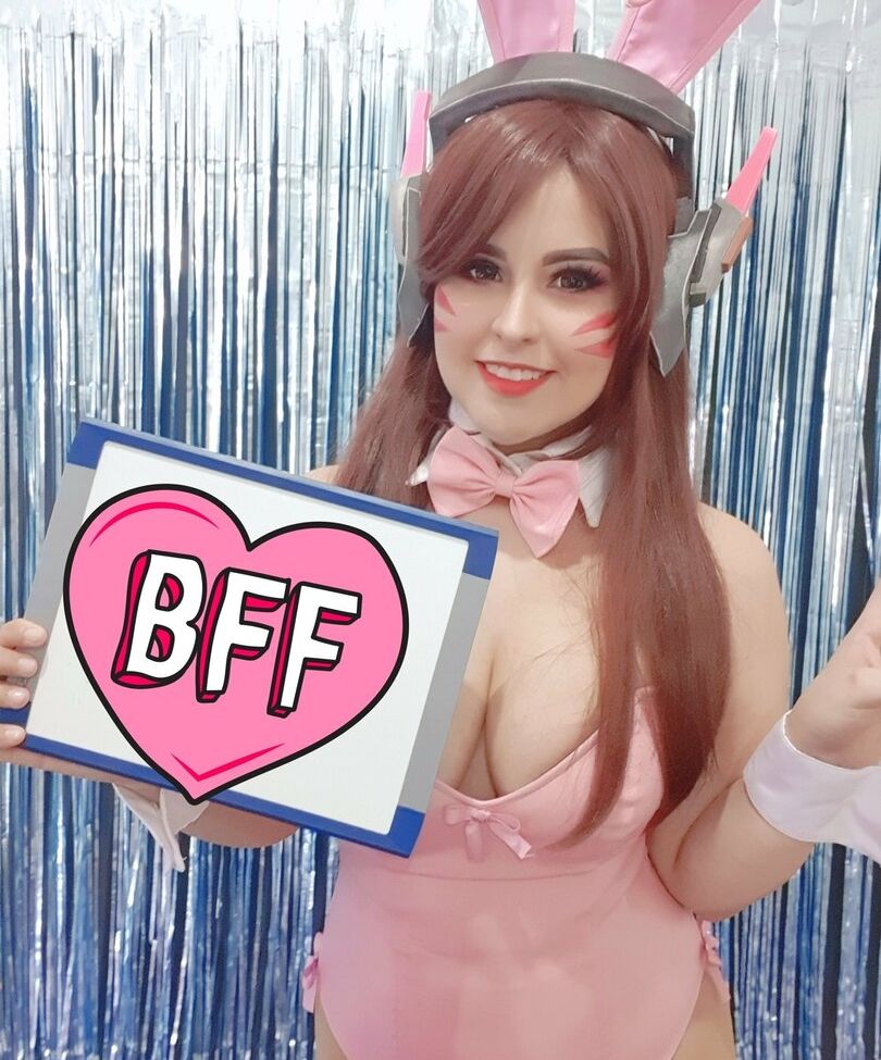 Stockingcos nackt #108259963