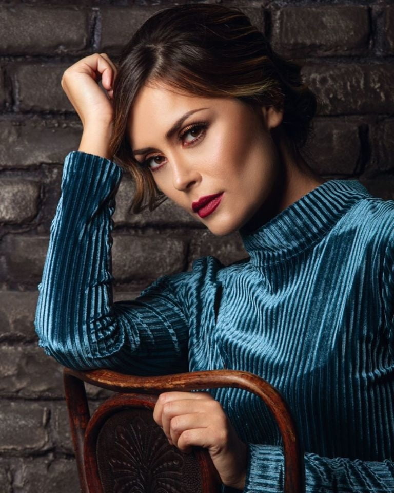 Fatima Trotta #93382543