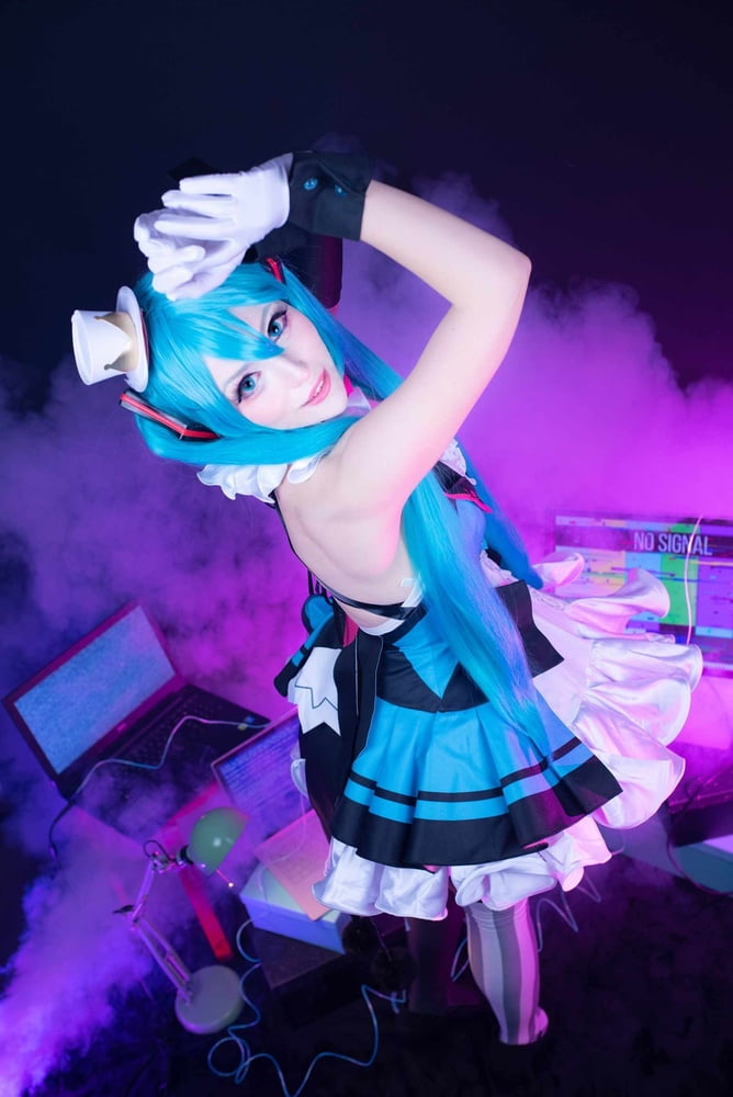 KMFX - Miku #81828024