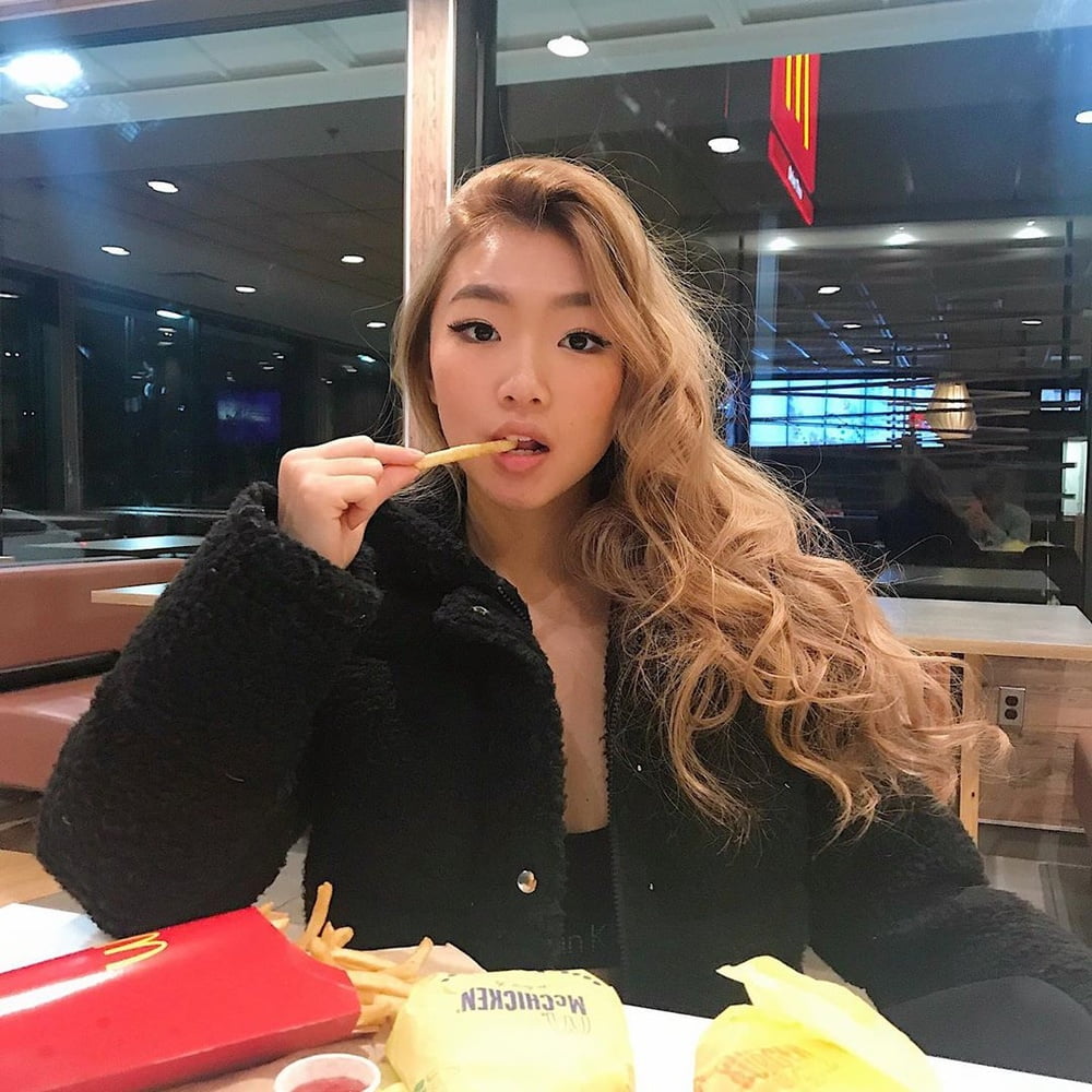 Insta Babe 18 #100325094