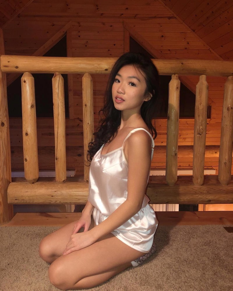 Insta Babe 18 #100325200