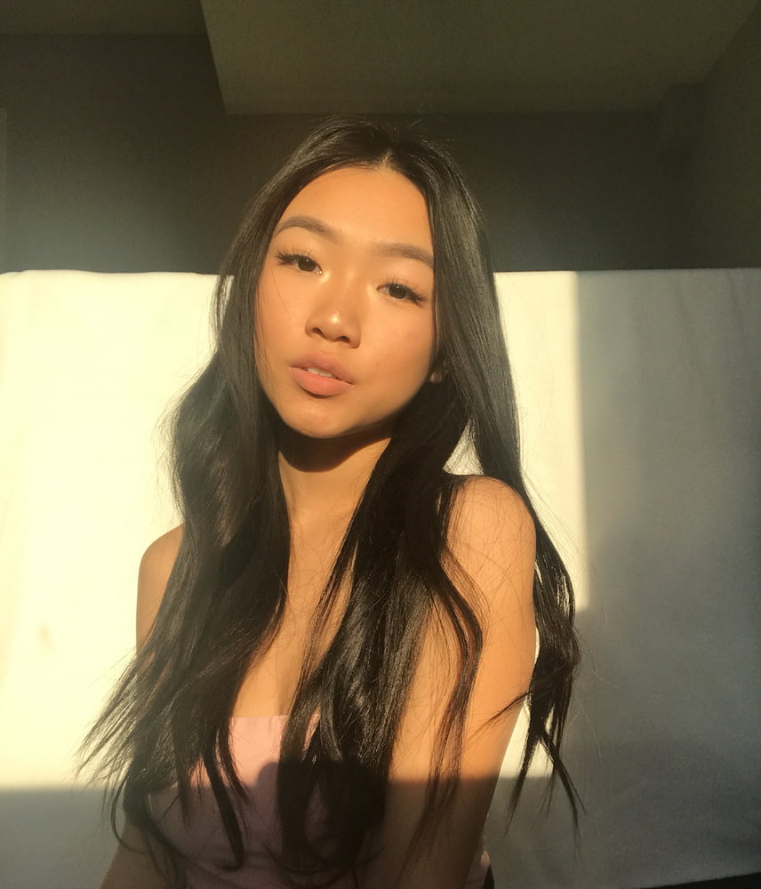 インスタ映えする18歳
 #100325355
