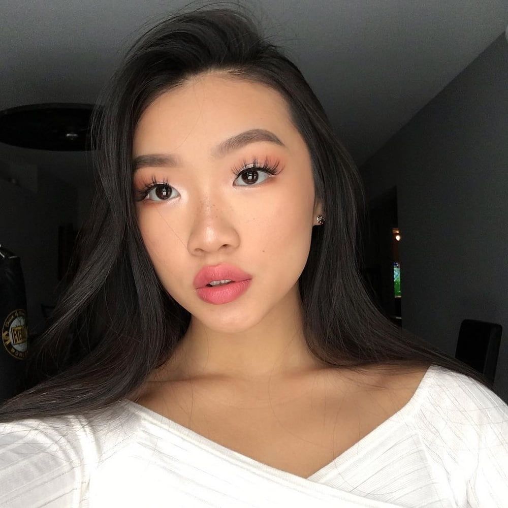 インスタ映えする18歳
 #100325435