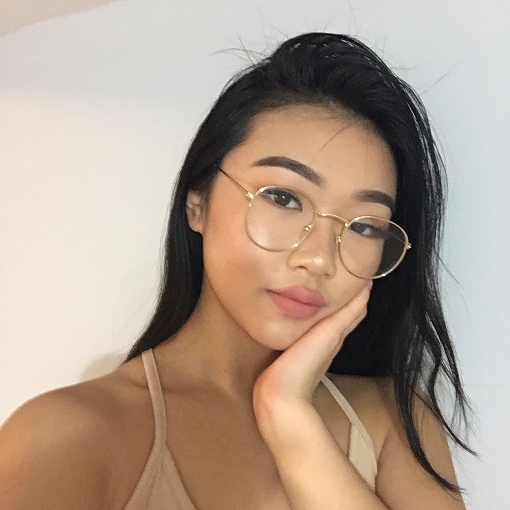 インスタ映えする18歳
 #100325461