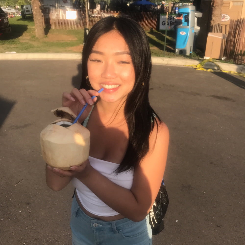 インスタ映えする18歳
 #100325681